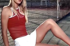 爱游戏官网关于莎拉波娃巅峰对决，费德勒与30激战IG分钟，挺进下一轮胜负难料！的信息